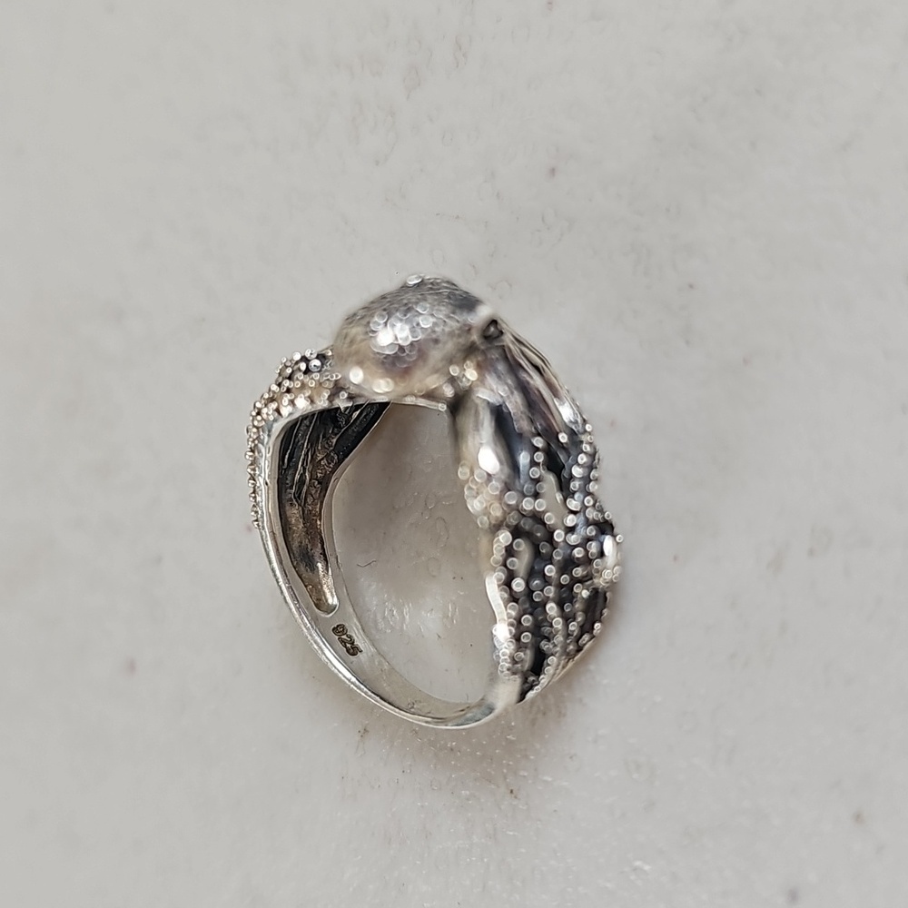 Sterling Silver 925 Octopus Sea Creature Ring - Size 7 - Picture 10 of 10